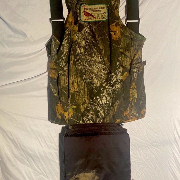 Youth camouflage turkey vest - Picture 3 of 3